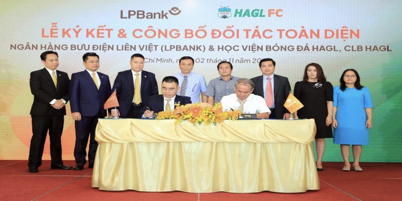 Câu lạc bộ bóng đá Hoàng Anh Gia Lai nhận thêm sự đầu tư của LPBank