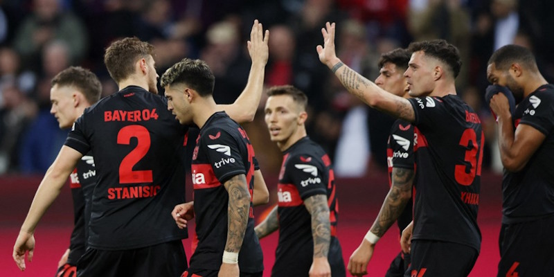 Leverkusen bay cao tại Bundesliga mà không cần “người Đức”